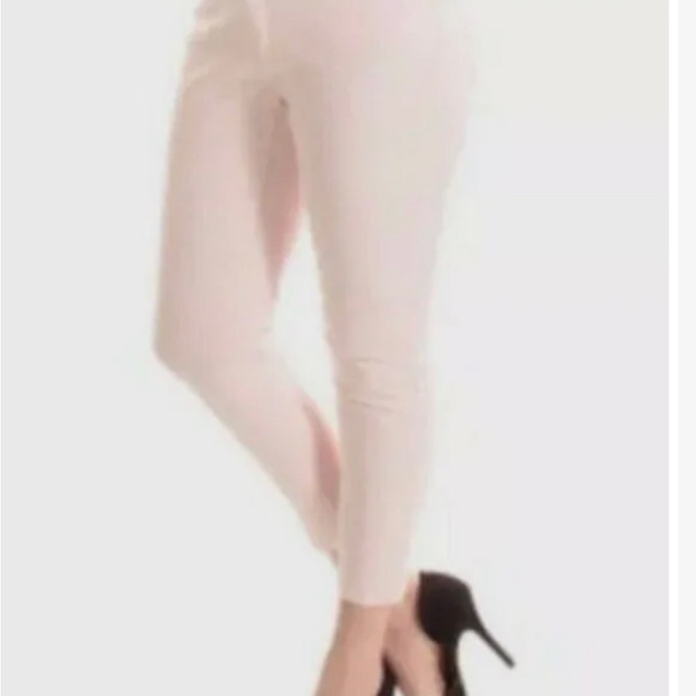 Michael Kors Izzy Stretch Cropped Skinny Jeans in Soft Pink, Size 10.